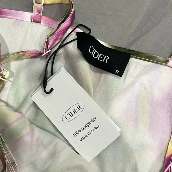 BRAND NEW Floral Satin Midi Dress I Size S - Picture 3 of 4